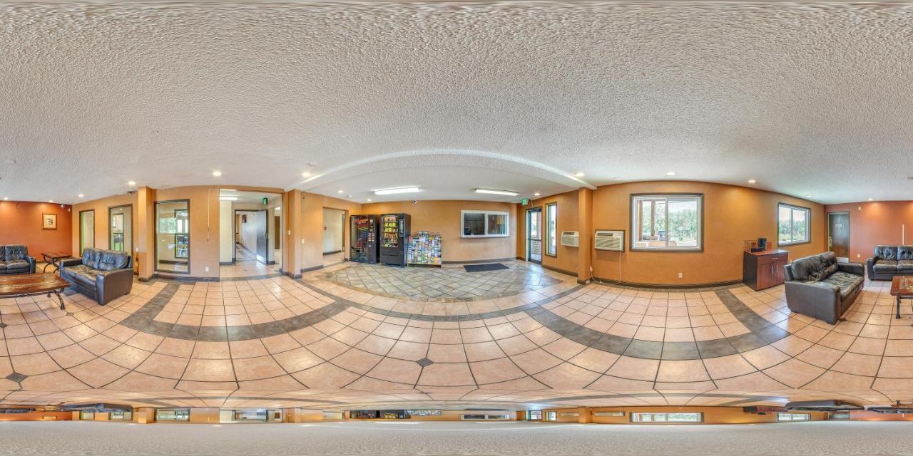 Rodeway Inn コロラドスプリングス エクステリア 写真